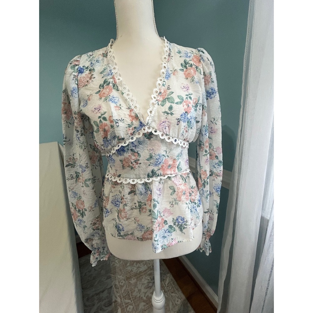 By the River Floral Eyelet Lace V-Neck Peplum Blouse Long Sleeve Cottagecore L